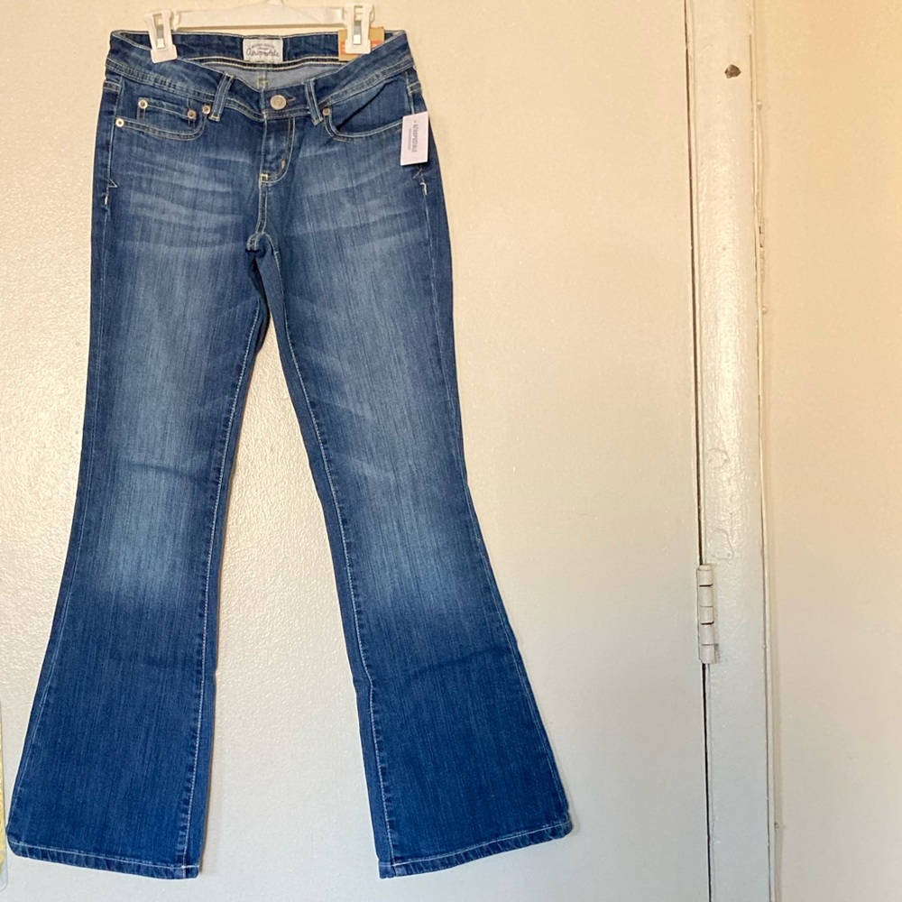 *BRAND NEW* Aeropostale Vintage Regular Light Blue Women’s Hailey Flared Jeans